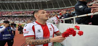 Sivasspor, Rey Manaj ayr�l���n� a��klad�