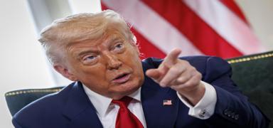 Trump yeniden sald�r�ya ge�ti