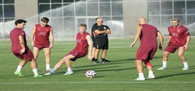 Galatasaray, sezon hazrlklarn srdrd