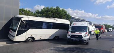 ���i servisinde facia anlar�: 19 ki�i hastaneye kald�r�ld�