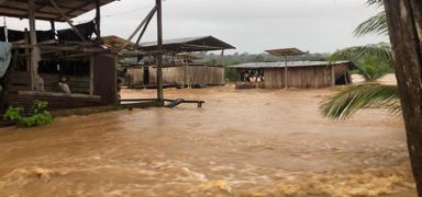 Kolombiya'daki sellerden 2 binden fazla ki�i etkilendi