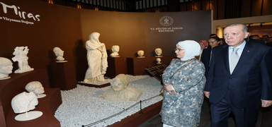 Cumhurbakan Erdoan, Arkeolojinin Altn a Sergisi'ne katld