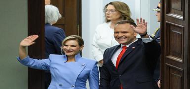 Polonya'n�n yeni cumhurba�kan� g�revine ba�lad�