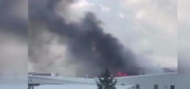 Esenyurt'ta metruk fabrika binas�nda ��kan yang�n s�nd�r�ld�