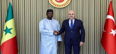 TBMM Ba�kan� Kurtulmu�, Senegal Ba�bakan� Sonko ile bir araya geldi