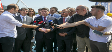 Kimin elinde belge varsa yarg� makam�na versin