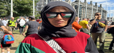 Bat�da �Palestine Action� dalgas�: �zg�r Filistin sloganlar�na kar�� sert m�dahale