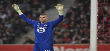 Paris Saint Germain, Lucas Chevalier transferini a��klad�