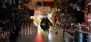 Irak'ta elektrik krizi... Ba�dat karanl��a g�m�ld�