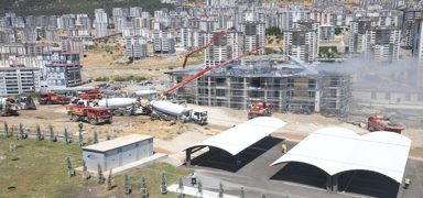 Kahramanmara�'ta lojmanda ��kan yang�n kontrol alt�na al�nd�