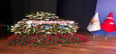 Devlet Bah�eli'den AK Parti'ye �zel �i�ek