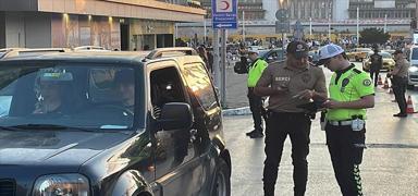 'Huzur �stanbul' uygulamas�nda 735 ki�i g�zalt�na al�nd�