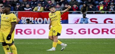 Liverpool'dan 18 ya��ndaki stoper i�in 35 milyon euro