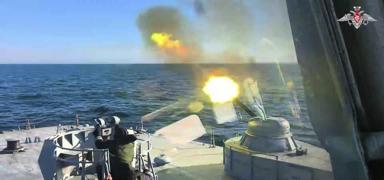 Ukrayna'dan kritik hamle: �ran'dan gelen gemi vuruldu