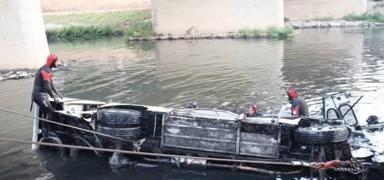 Cezayir'de facia: 18 ki�i bo�uldu