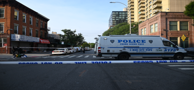 New York'ta restoranda silahl� deh�et: 3 �l�, 8 yaral�