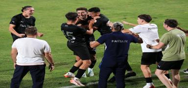 Manisa FK geriden gelip kazand