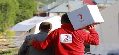 S�nd�rg�'daki depremzedeler yaln�z de�il: T�rk K�z�lay'�ndan 24 saat g�da deste�i