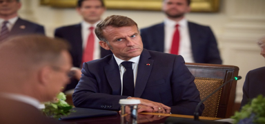 Macron Putin'i hedef ald�