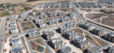 6 ubat'n yaralar sarlyor