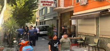 Hollandal� turistler otel odas�nda �l� bulundu