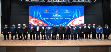 KKTC E-Devlet Mobil Uygulamas� tan�t�ld�! Tatar: Vurulmaya �al���lan prangalar� teknoloji ile a��yoruz