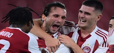 Yunanistan'da g�ndem Yusuf Yaz�c�