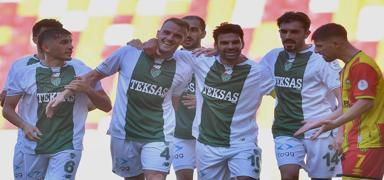 Bursaspor sezona �ok 'farkl�' ba�lad�