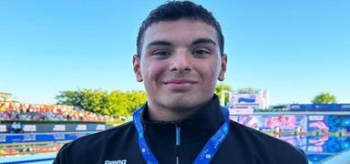 Milli yzc Nusrat Allahverdi, genlerde dnya ampiyonu oldu