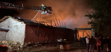 K�tahya'da k�y evinde yang�n