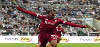 Liverpool, Newcastle United'� uzatmalarda y�kt�