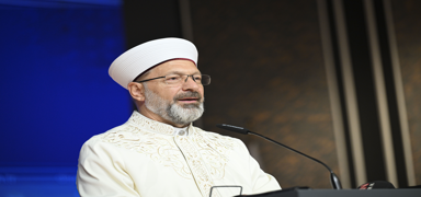 Erba�: Merhameti unutan insanl�k vicdan�n� kaybetme noktas�na gelmi�tir