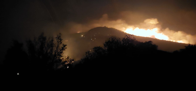 Denizli Buharkent'te orman yang�n�: 3 u�ak ve 10 helikopterle yo�un m�dahale