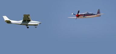 ABD'de u�aklar havada �arp��t�: 1 �l�, 3 yaral�