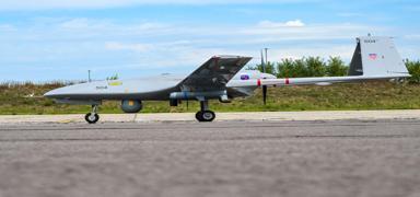 Bayraktar TB2'leri ordular�na katt�lar