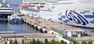 Bodrum'a kruvaziyerle turist ak�n�