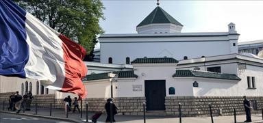 Fransa'dan skandal karar! 'Cihat' iddias� ile imamlara e�itimi veren enstit�y� kapatt�lar