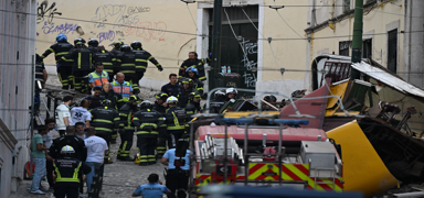 Portekiz'de tramvay facias�: �ok say�da �l� ve yaral� var