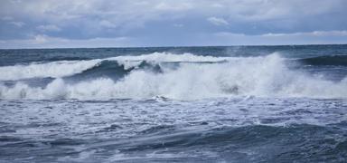 Beykoz'da dalga alarm�! Plajlar 2 g�n kapal�