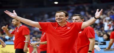 Ergin Ataman: T�rk halk�n�n bu �ocuklarla gurur duymas� laz�m