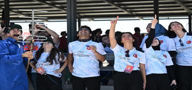 1175 tak�mdan 76's� finale kald�: TEKNOFEST Roket Yar��mas� nefes kesti