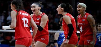 G�zler finale �evrildi!