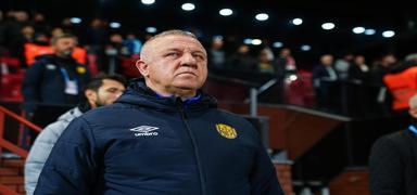 Sakaryaspor'a teknik direkt�r dayanm�yor