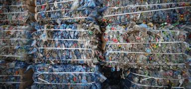 T�rkiye'nin ekonomik g�c�nde yeni isim: 786 milyon dolarl�k ihracatla A�ustos ay�n�n lideri plastik oldu