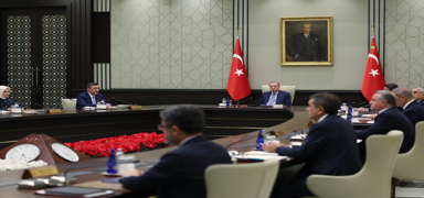 Kabine Toplant�s� sona erdi