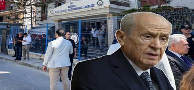 �zmir'deki karakol sald�r�s�! MHP Lideri Bah�eli: Oynanan al�ak oyunlardan ba��ms�z de�il