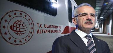 T�rkiye, engelsiz ula��mda d�nya modeli oluyor! Bakan Uralo�lu: 9,3 milyon yolcu �cretsiz seyahat etti