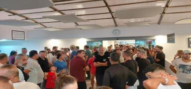 CHP'li 3 belediyede ii krizi byyor