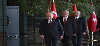 Bah�eli'den 'provokasyon' uyar�s�