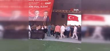 CHP kongresinde �a��rtmayan manzara
